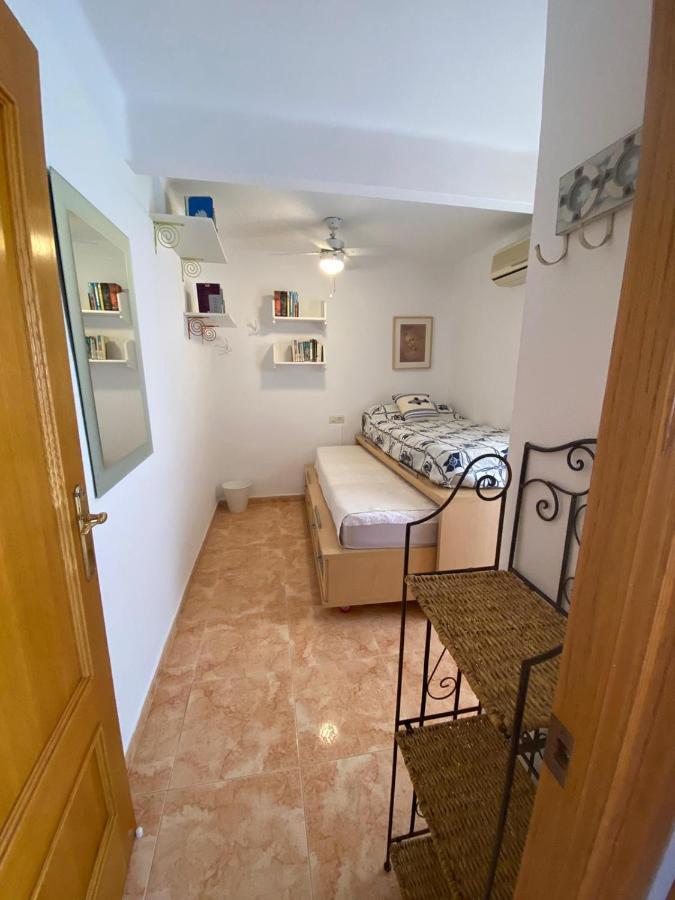 Casa Dona Apartment Плая Побла де Фарналс Екстериор снимка